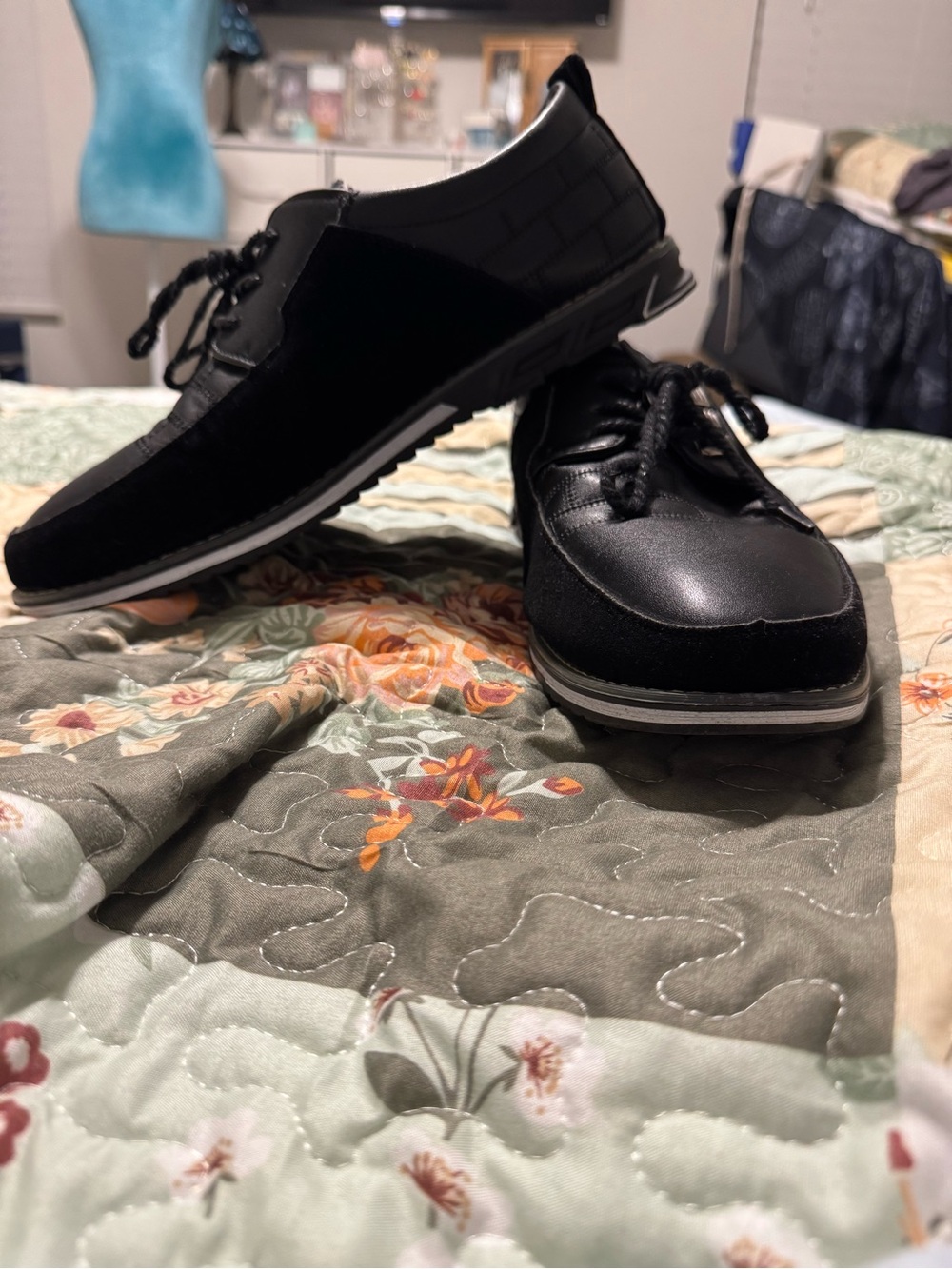 Men's Black Slip-On Casual Loafers - Sleek Everyday Comfort